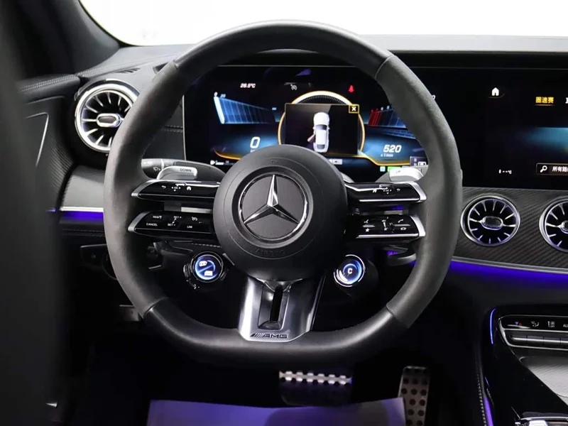 Mercedes-Benz AMG GT — фото 13