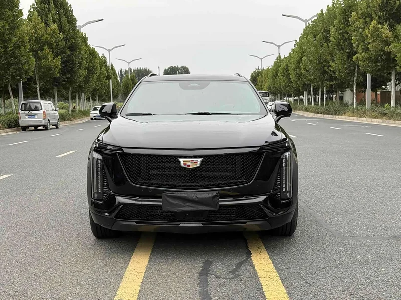 Cadillac XT5 — фото 9