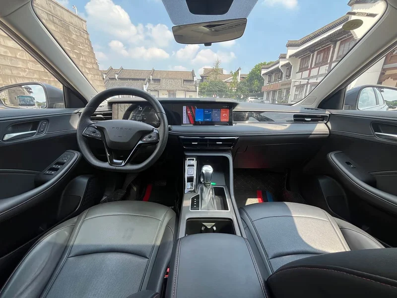 Roewe i5 — фото 16