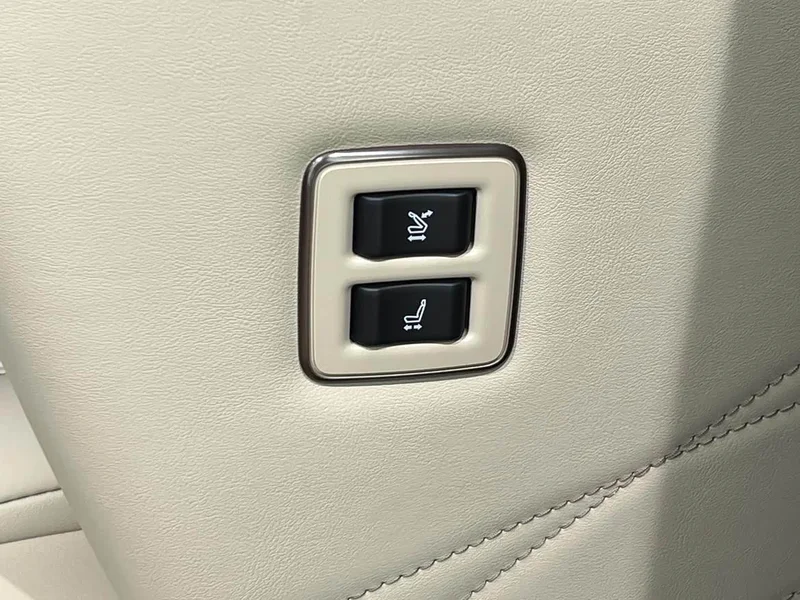Toyota Vellfire — фото 19