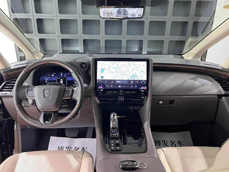 Toyota Vellfire — фото 26