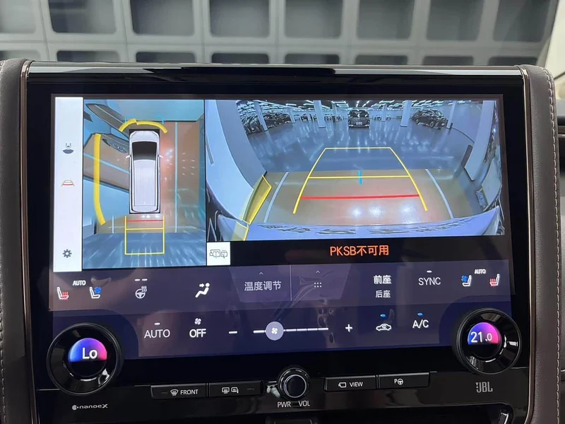 Toyota Vellfire — фото 27