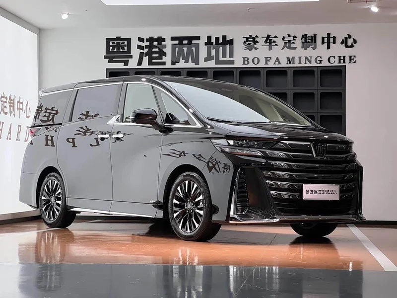 Toyota Vellfire — фото 3