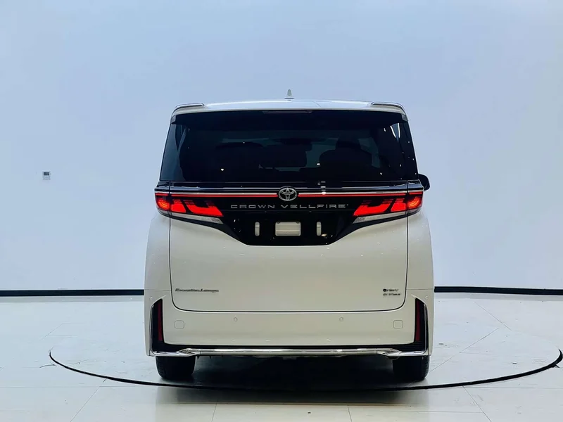 Toyota Vellfire — фото 4
