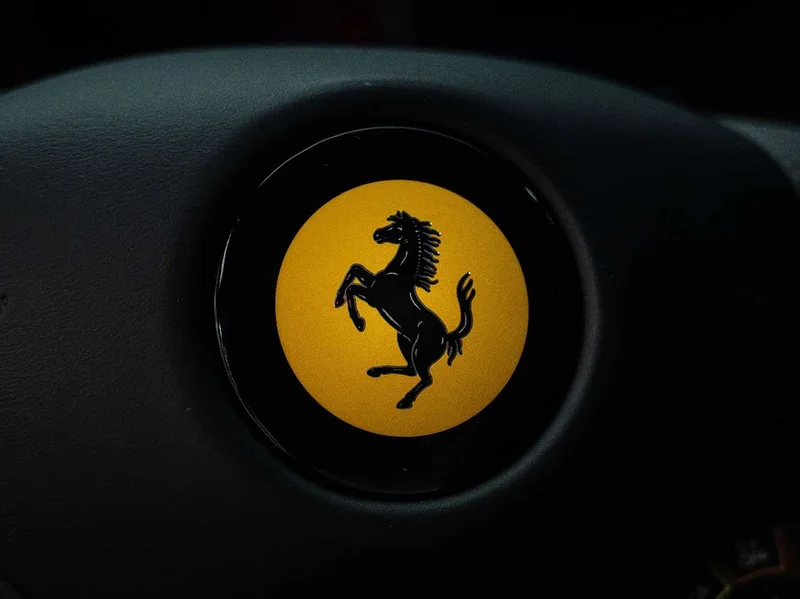 Ferrari 812 — фото 19