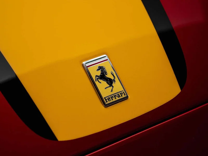 Ferrari 812 — фото 30