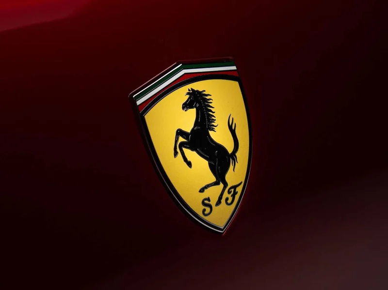 Ferrari 812 — фото 31