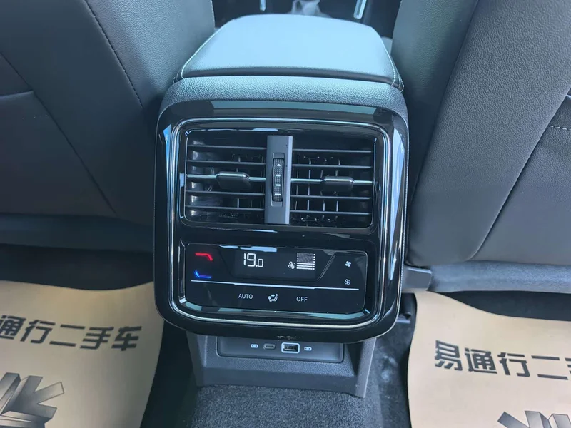 Volkswagen Passat — фото 9