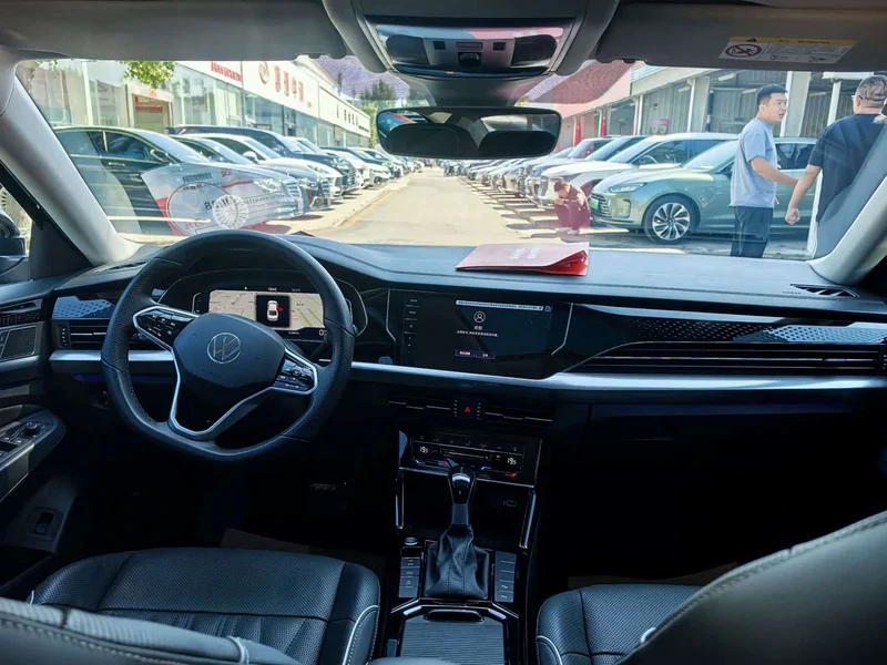 Volkswagen Passat — фото 10