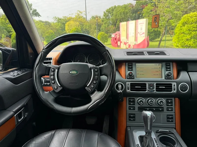 Land Rover Range Rover — фото 10