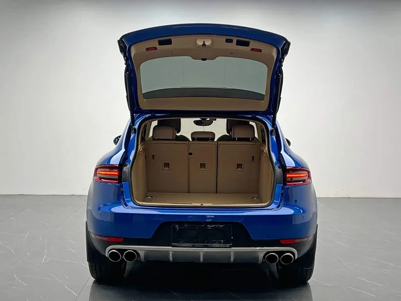 Porsche Macan — фото 11