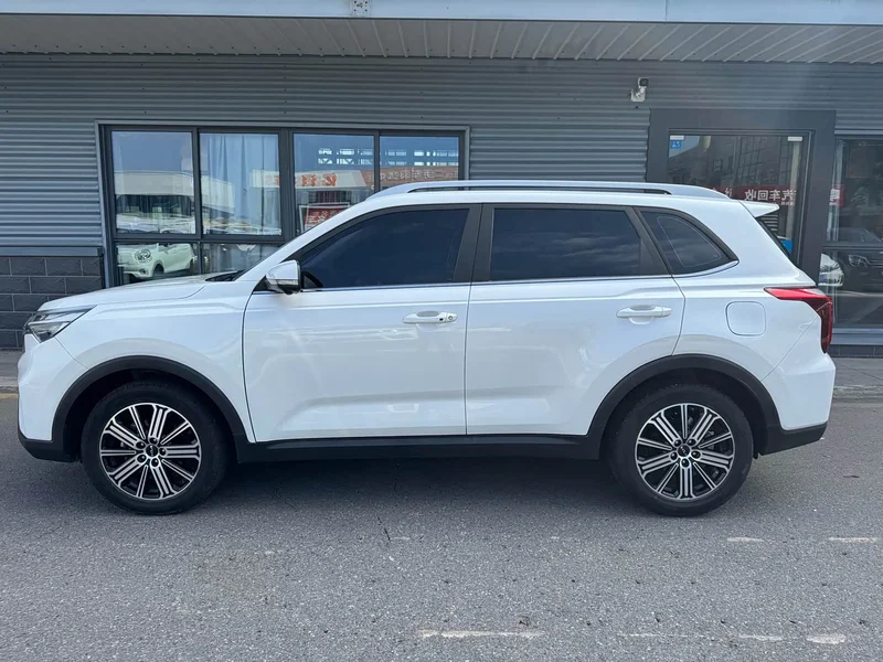 Kia Sportage — фото 3