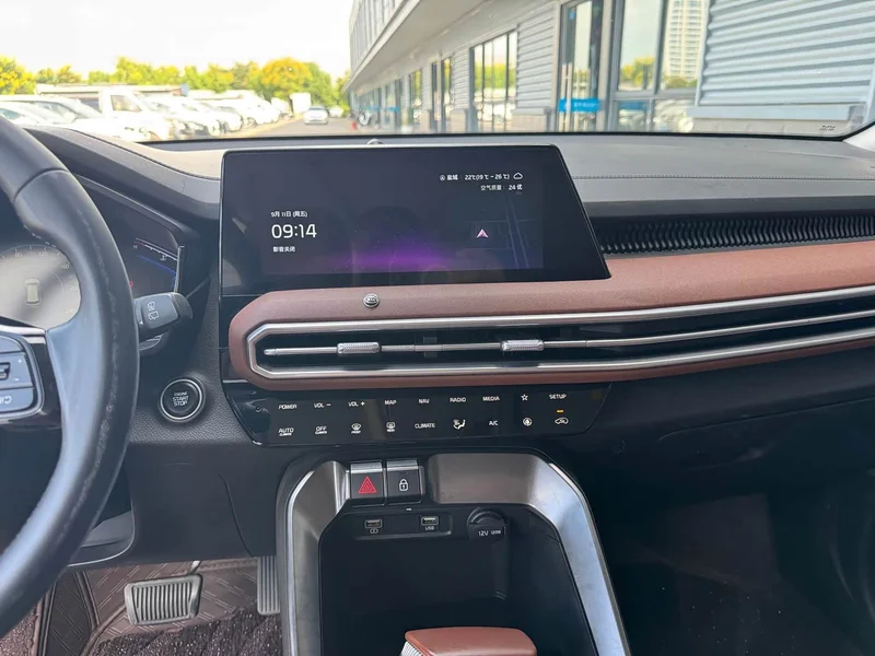 Kia Sportage — фото 8