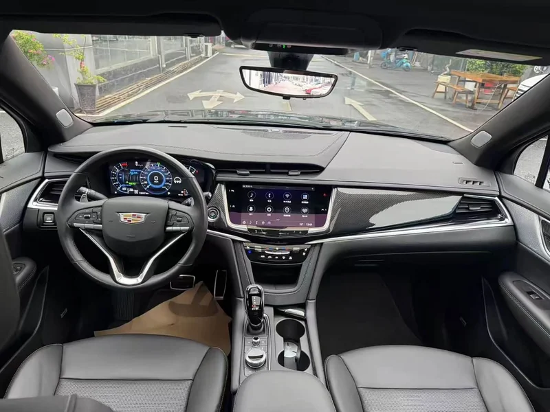 Cadillac XT6 — фото 6