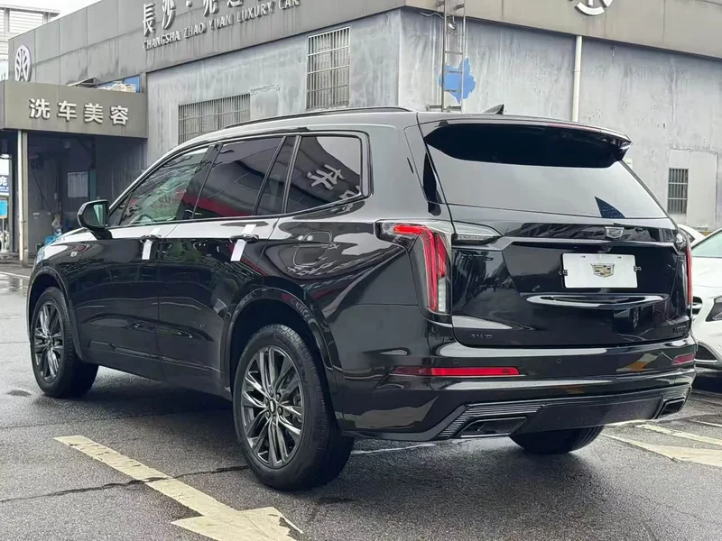 Cadillac XT6 — фото 7