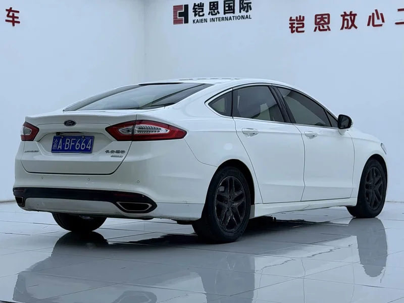 Ford Mondeo — фото 4