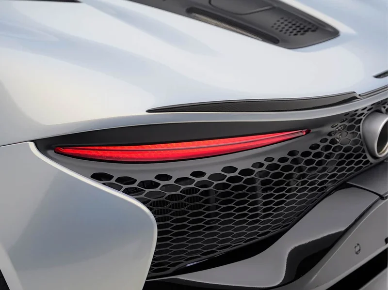 McLaren Artura — фото 20