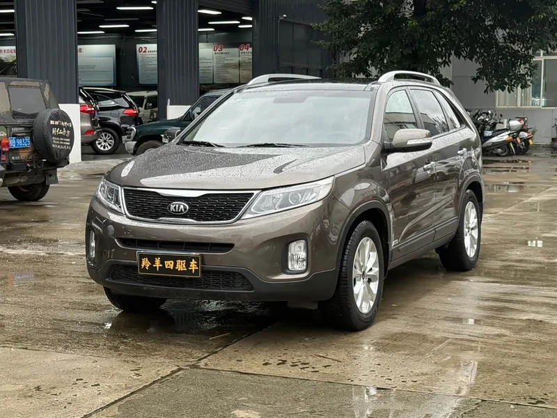Kia Sorento — фото 1