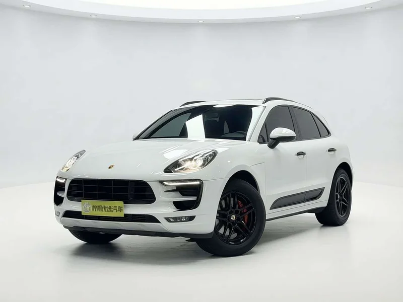 Porsche Macan — фото 1