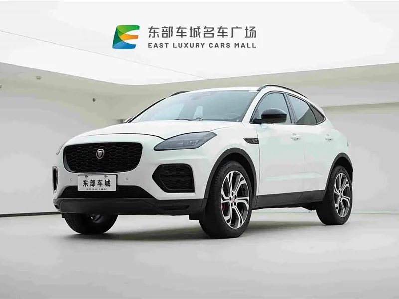 Jaguar E-PACE — фото 1