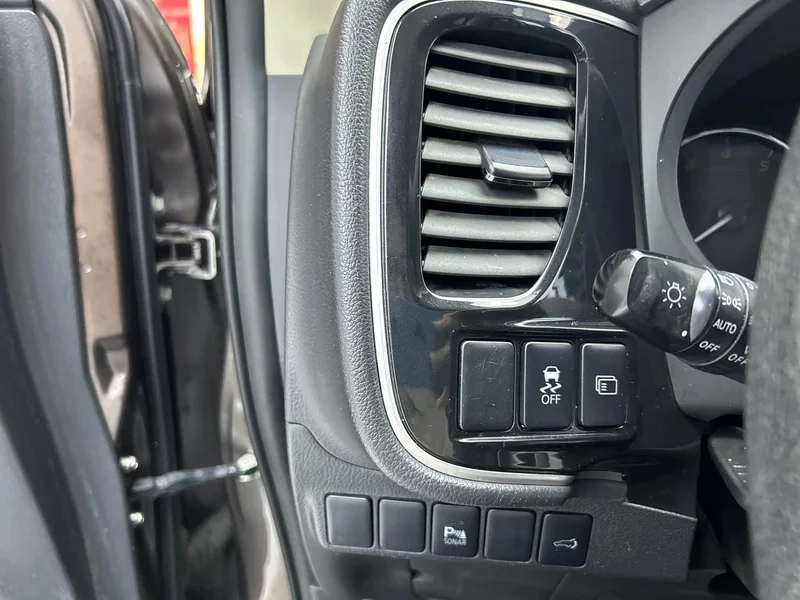 Mitsubishi Outlander — фото 14