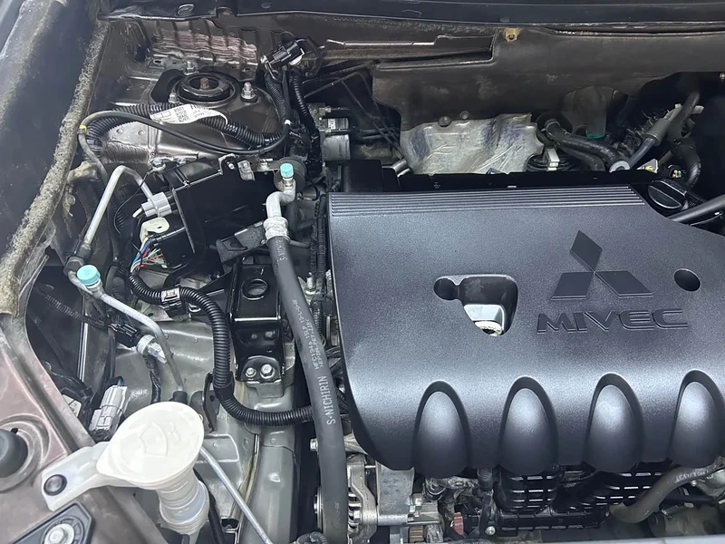 Mitsubishi Outlander — фото 26
