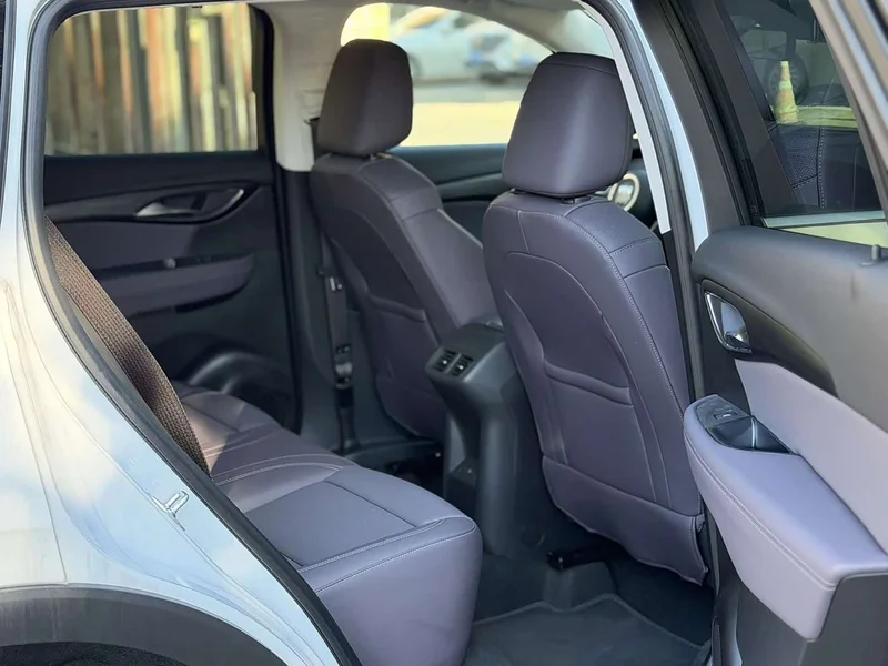 Buick Envision Plus — фото 11
