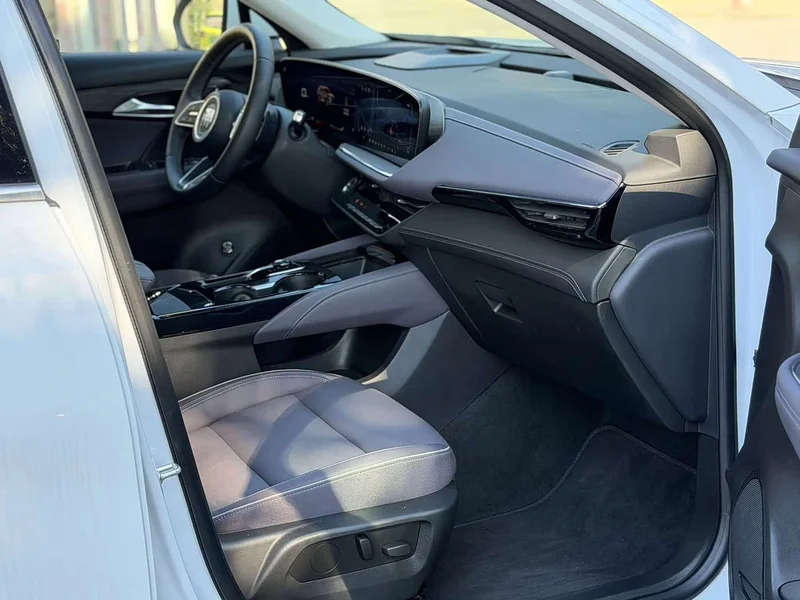 Buick Envision Plus — фото 12