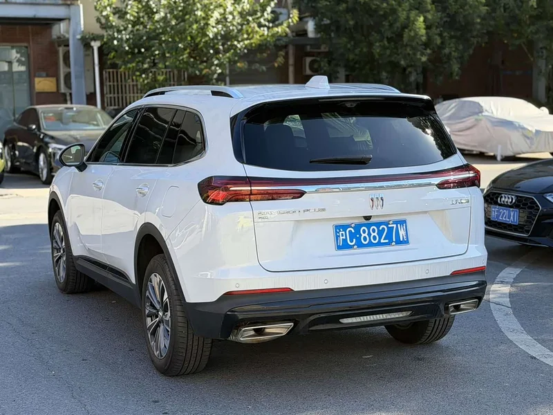 Buick Envision Plus — фото 10
