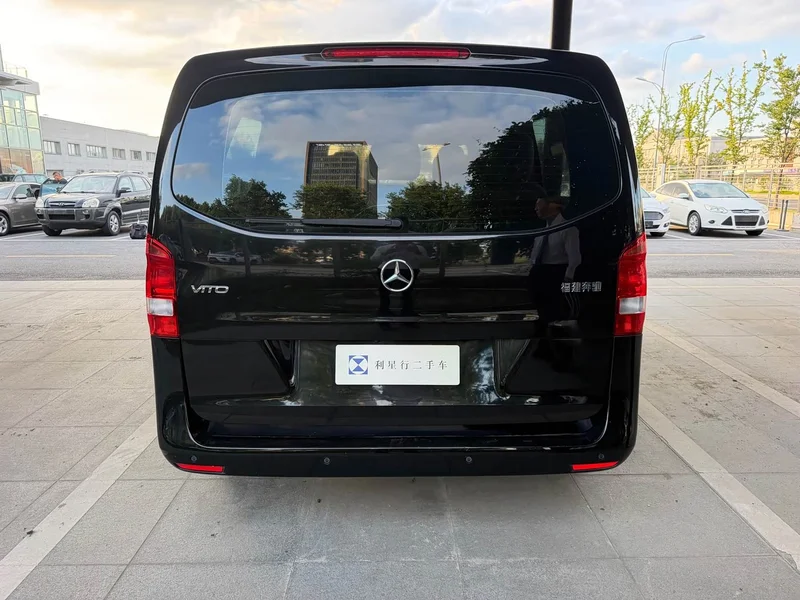 Mercedes-Benz Vito — фото 12