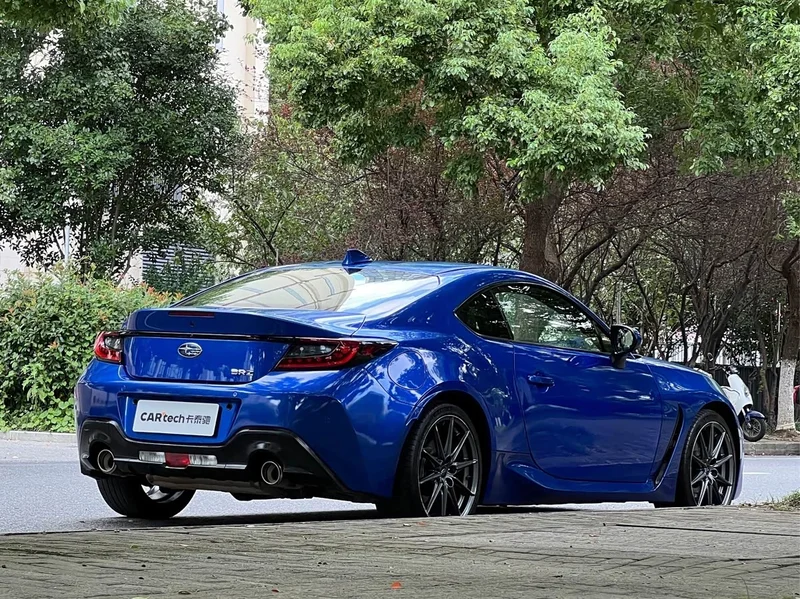 Subaru BRZ — фото 4