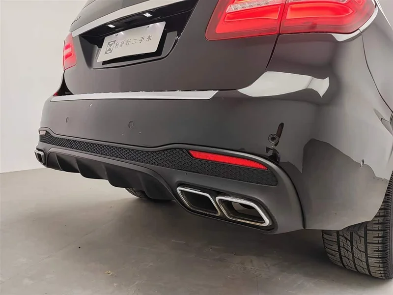 Mercedes-Benz GLS AMG — фото 15