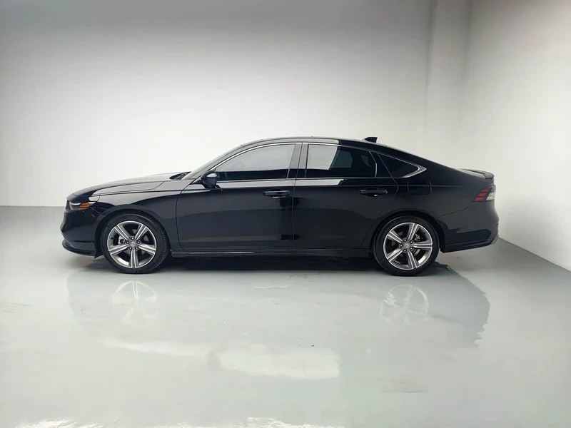 Honda Accord — фото 11