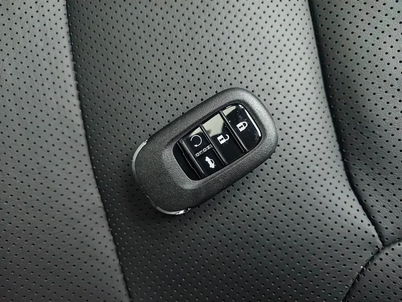 Honda Accord — фото 8