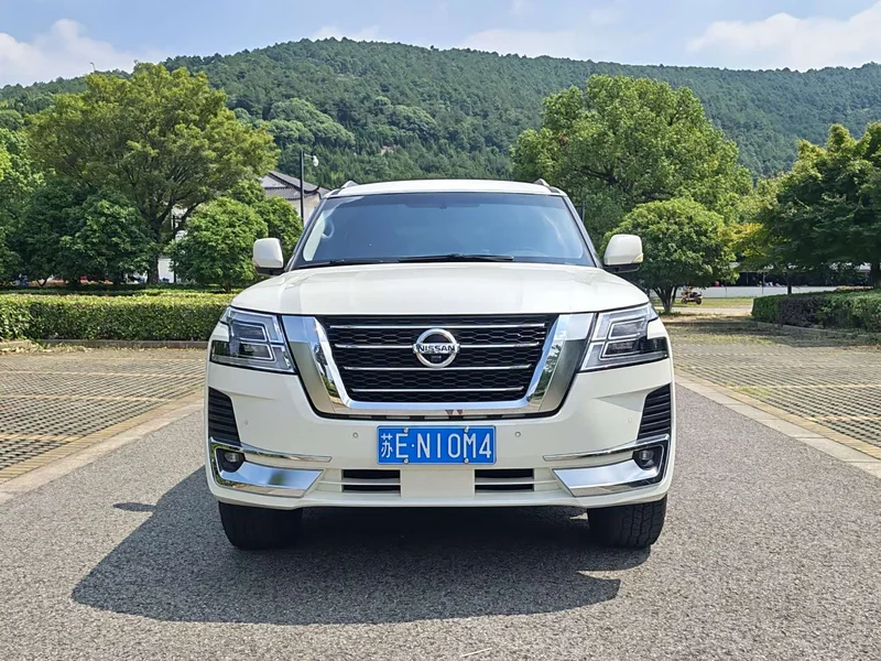 Nissan Patrol — фото 2