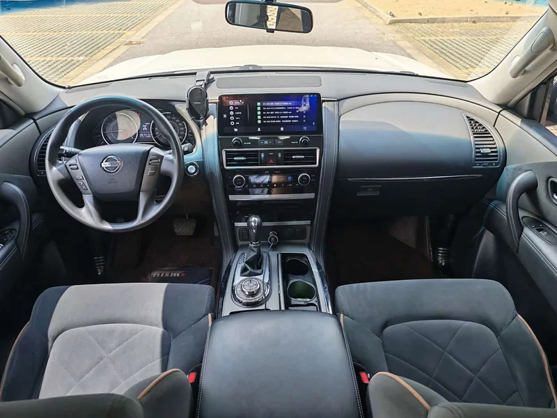 Nissan Patrol — фото 10
