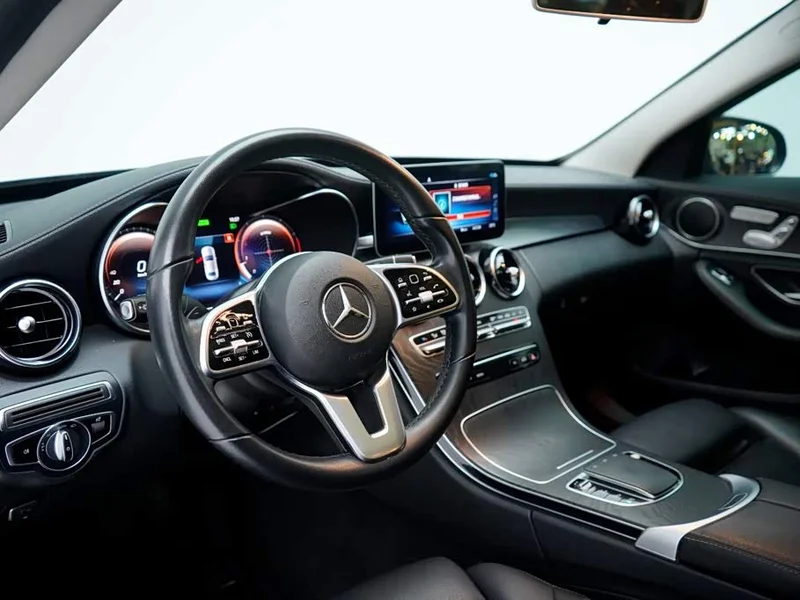 Mercedes-Benz C-Class — фото 12