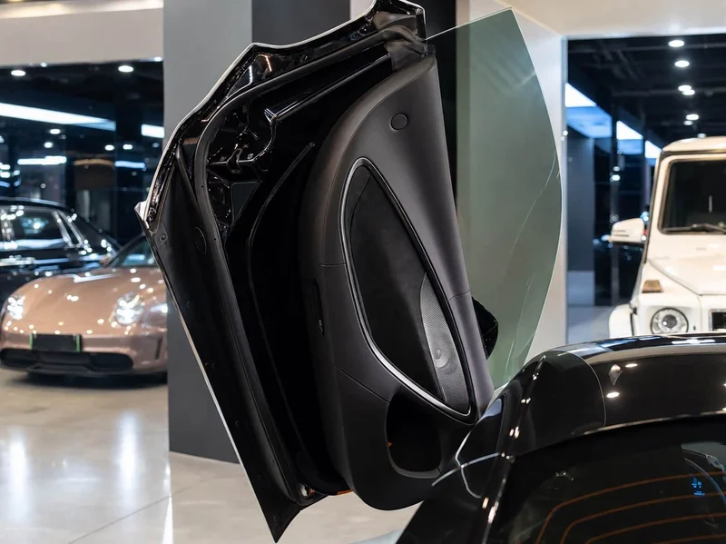 McLaren Artura — фото 15