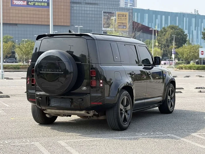 Land Rover Defender — фото 8
