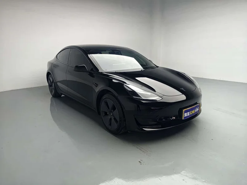 Tesla Model 3 — фото 2