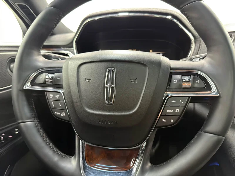 Lincoln Continental — фото 11
