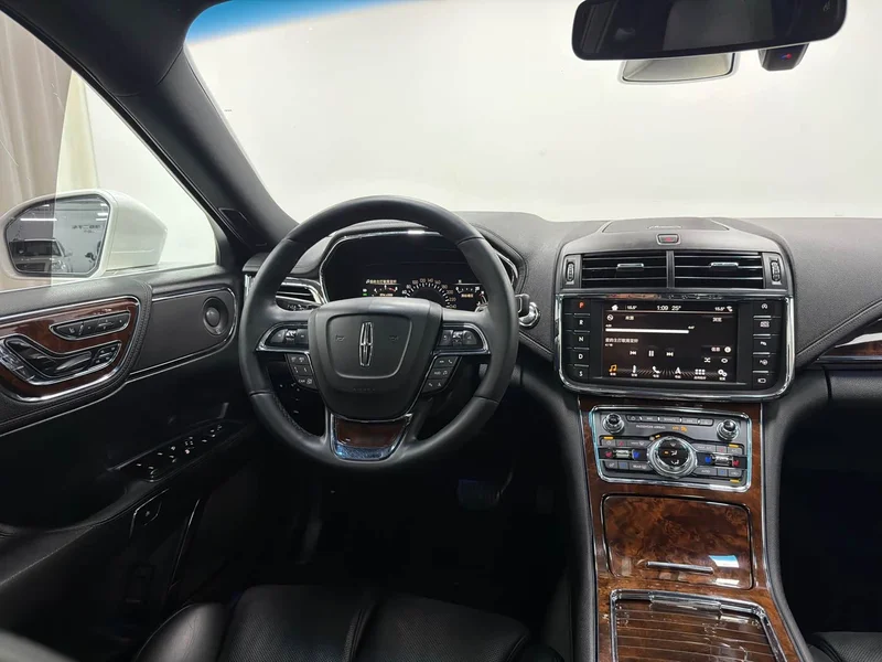 Lincoln Continental — фото 15