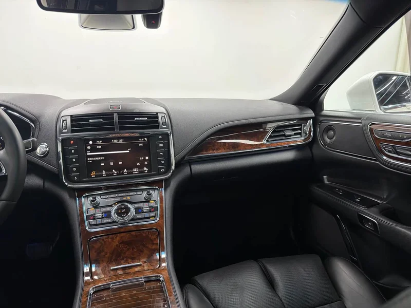 Lincoln Continental — фото 16
