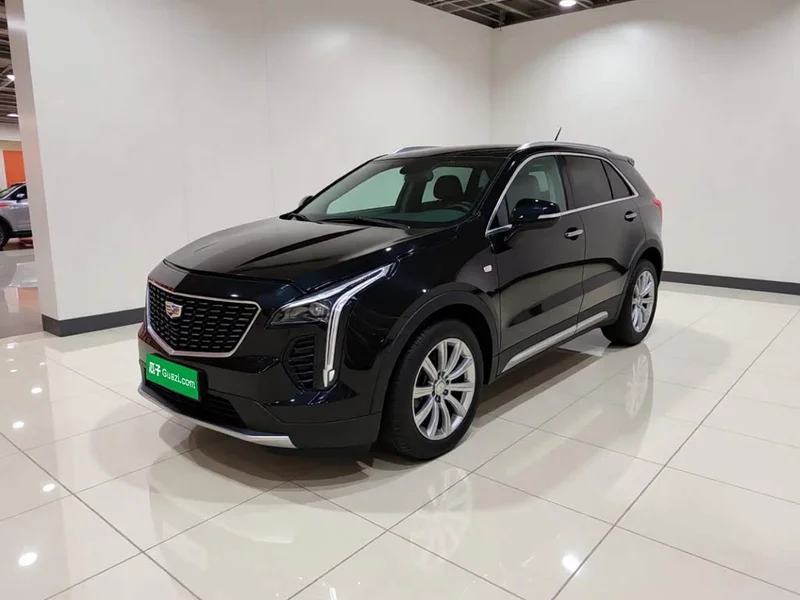 Cadillac XT4 — фото 1