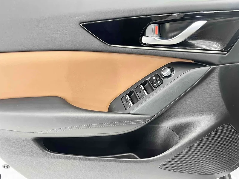 Mazda CX-4 — фото 11