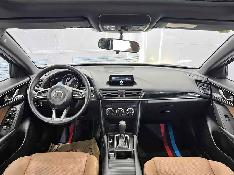 Mazda CX-4 — фото 16
