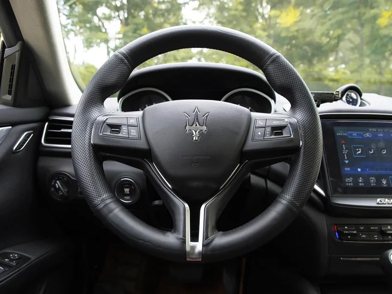 Maserati Ghibli — фото 20