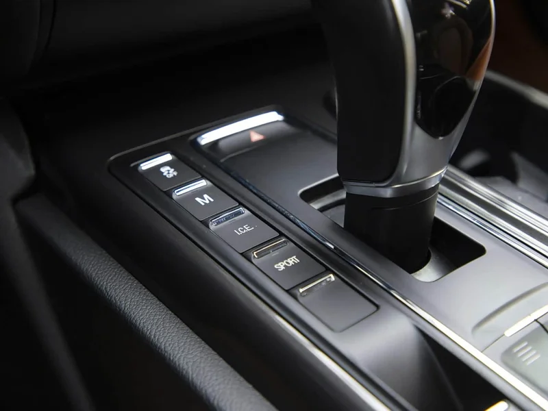Maserati Ghibli — фото 25