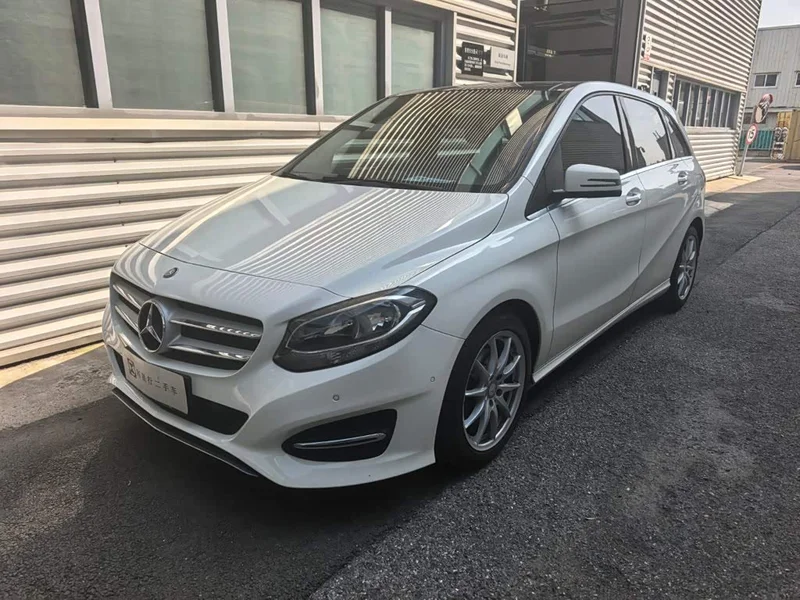 Mercedes-Benz B-Class — фото 1