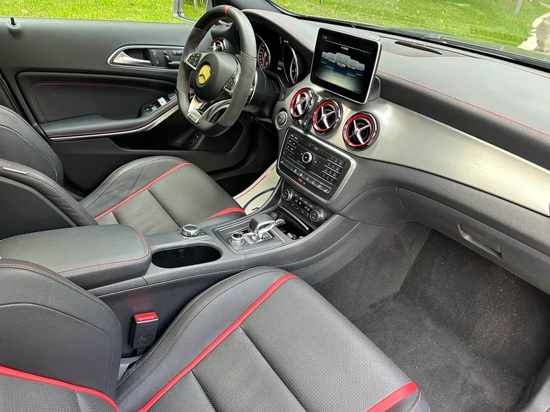 Mercedes-Benz GLA AMG — фото 13
